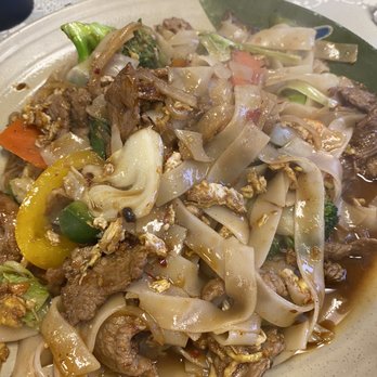 Thai Time - Drunken Noodles with Beef. Fantastic. I'd get pork or chicken next time though. - Thai Near Me - Knoxville, Tennessee