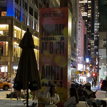 Bryant Park - Free movie nights - Parks Near Me - New York, New York Bryant Park - Free movie nights - Parks Near Me - New York, New York