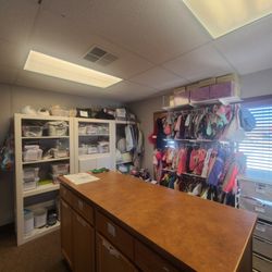 Pregnancy Resource Connection - Free clothing room