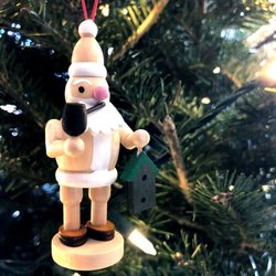 The Christmas Dove - Having a smoke!
