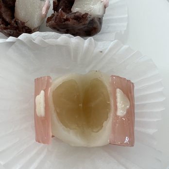 Fugetsu-Do - Inside of mochi - Candy Stores Near Me - Los Angeles, California Fugetsu-Do - Inside of mochi - Candy Stores Near Me - Los Angeles, California