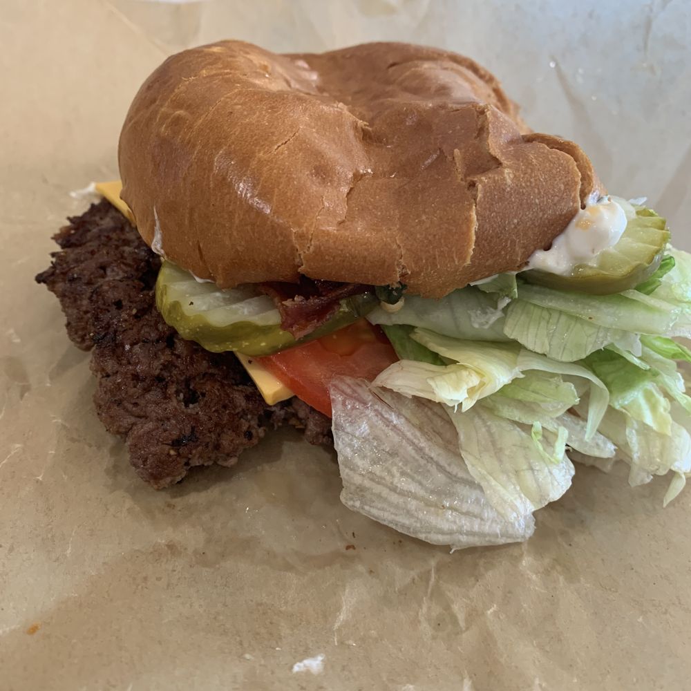 Turtleman’s Burger Grill - Popper burger. I added the veggies, but you need to try it straight! It's great! - Burgers Near Me - Abilene, Texas Turtleman’s Burger Grill - Popper burger. I added the veggies, but you need to try it straight! It's great! - Burgers Near Me - Abilene, Texas