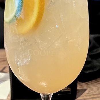 Cooper’s Hawk Winery & Restaurant - Peach Sangria - Wine Bars Near Me - Gurnee, Illinois