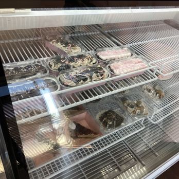 Smallcakes San Antonio - Fridge desserts - Bakeries Near Me - San Antonio, Texas Smallcakes San Antonio - Fridge desserts - Bakeries Near Me - San Antonio, Texas