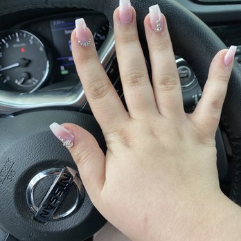 Luxury Spa Nails - Nail design manicure - Nail Salons Near Me - Bowie, Maryland