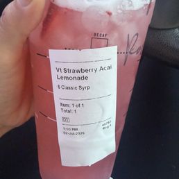 Starbucks Iced Strawberry Lemonade Refresher Starbucks Iced Strawberry Lemonade Refresher