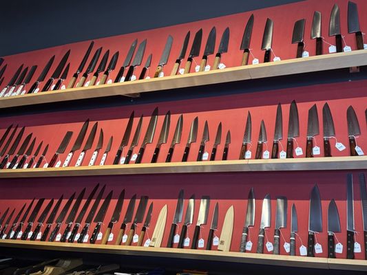 Phoenix Knife House by null