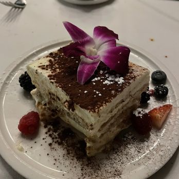 Casa La Luna - Tiramisu Di Casa - Italian Near Me - Cleveland, Ohio