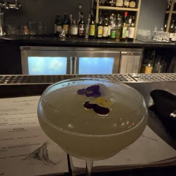 Elements Bar & Lounge - Cocktail Bars Near Me - San Francisco, California