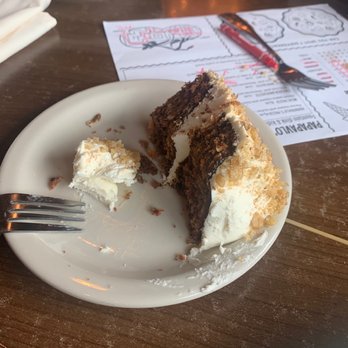 Papapavlo's - Carrot cake - New American Near Me - Lodi, California