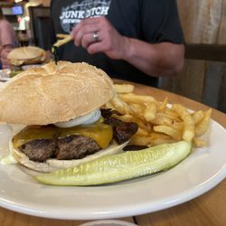 Pine Mountain Grill & Gifts - Hickory Smoked Bacon Cheeseburger
