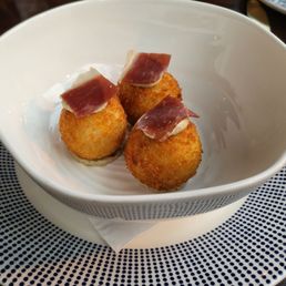 Croquetas De Jamon Y Trufa