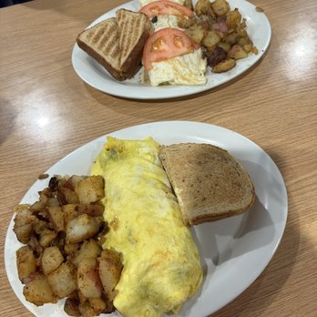 Eggs Up Grill - Back: Goodness Gracious Front: Build Your Own Omelet - Breakfast & Brunch Near Me - Greer, South Carolina Eggs Up Grill - Back: Goodness Gracious Front: Build Your Own Omelet - Breakfast & Brunch Near Me - Greer, South Carolina
