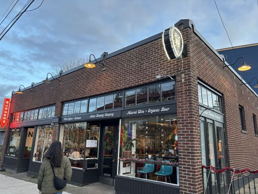 Aslan Brewing Tangletown by null