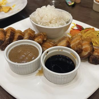 Radisson Blu Cebu - Hotels Near Me - Cebu City, CEB