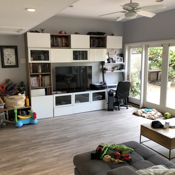Home Creations - a living room with a couch and a television - General Contractors Near Me - Marina del Rey, California Home Creations - a living room with a couch and a television - General Contractors Near Me - Marina del Rey, California