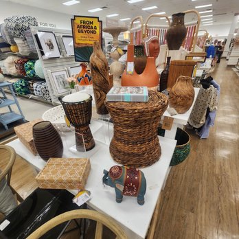 Marshalls - Department Stores Near Me - Miami, Florida