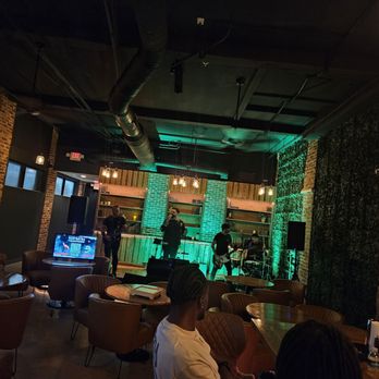 Chronic Guru - Live music - Cocktail Bars Near Me - Orlando, Florida