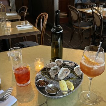 Mar's - a plate of oysters and a glass of wine - New American Near Me - Astoria, New York