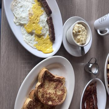 Nick & Andy’s Breakfast & Lunch - Grits - Breakfast & Brunch Near Me - Danvers, Massachusetts