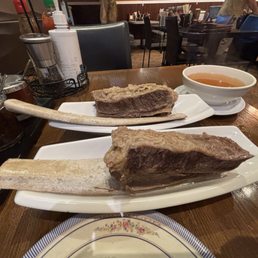 32 House Special: Rare Steak, Fatty Brisket, Tripe, Tendon, Flank, Beef Rib