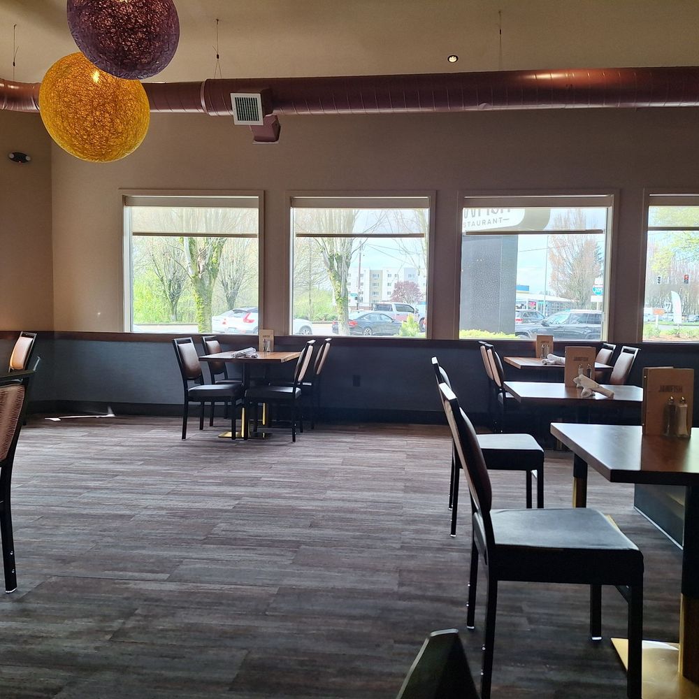 Jawfish - Interior - Beer Bar Near Me - Portland, Oregon