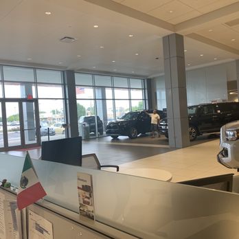 Schaumburg Toyota - Schaumburg Toyota - Car Dealers Near Me - Schaumburg, Illinois