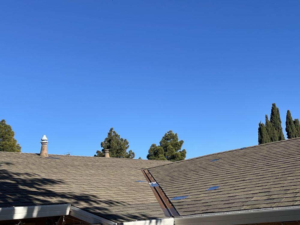 Slide of Caliglo Roofing