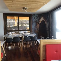 La Maceta - Dining area.