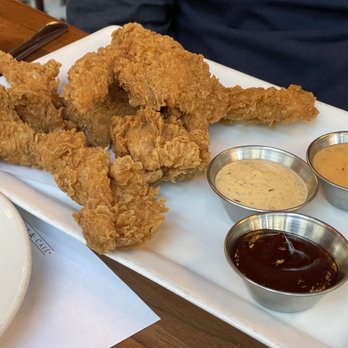 D4 Irish Pub & Cafe - Beer Battered Chicken Fingers - Irish Pub Near Me - Chicago, Illinois D4 Irish Pub & Cafe - Beer Battered Chicken Fingers - Irish Pub Near Me - Chicago, Illinois