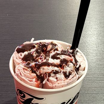 Frozen Rolled Ice Cream - Ice Cream & Frozen Yogurt Near Me - Philadelphia, Pennsylvania Frozen Rolled Ice Cream - Ice Cream & Frozen Yogurt Near Me - Philadelphia, Pennsylvania