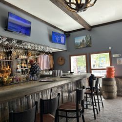 RMU Tavern - Fun bar! And good food coming!