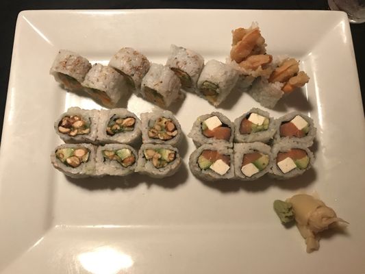 Hako Sushi by null