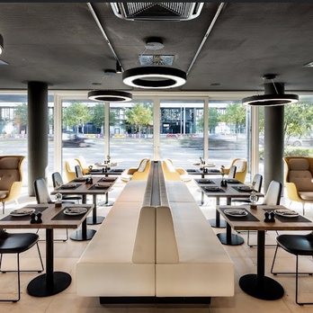 Mooons - Restaurants Near Me - Vienna, 9 Mooons - Restaurants Near Me - Vienna, 9