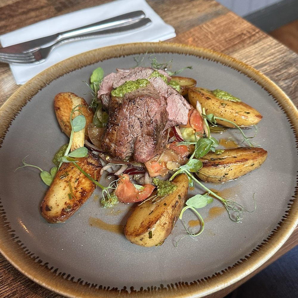 Z’s AmaZing kitchens - Lamb rump - Pizza Near Me - Dunkeld, PKN Z’s AmaZing kitchens - Lamb rump - Pizza Near Me - Dunkeld, PKN