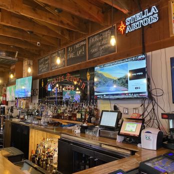 Brickies Tavern - Happy hour - Burgers Near Me - Reno, Nevada