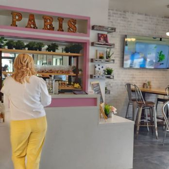 Versailles Cafe and Pastries - Patisserie/Cake Shop Near Me - Encinitas, California Versailles Cafe and Pastries - Patisserie/Cake Shop Near Me - Encinitas, California