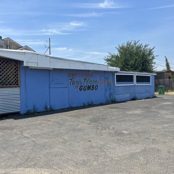 Tori's Place - The outside of the place - don't be discouraged GO INSIDE! - Soul Food Near Me - Sacramento, California Tori's Place - The outside of the place - don't be discouraged GO INSIDE! - Soul Food Near Me - Sacramento, California