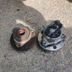 James The Mobile Car Mechanic - How is this old bearing supposed to look