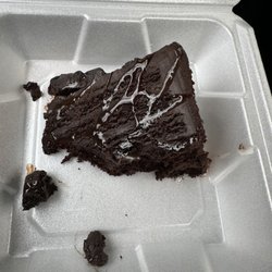 Four Dogs Tavern - Chocolate cake