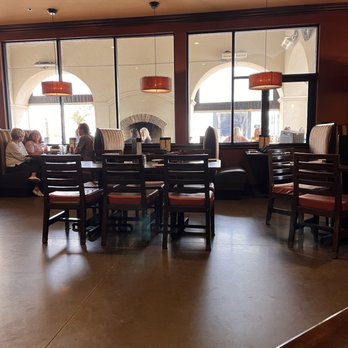 The Ridge Grill - Spacious dining room with lots of room so tables are not crowded together. - New American Near Me - Tulsa, Oklahoma