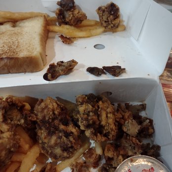 Lucky Wishbone - a box of fries and a sandwich - Fast Food Near Me - Tucson, Arizona Lucky Wishbone - a box of fries and a sandwich - Fast Food Near Me - Tucson, Arizona