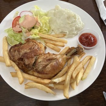 SARITA’S GRILL & BEER - Updated June 2024 - 42 Photos & 31 Reviews ...