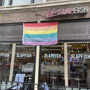 Slapfish - Slapfish storefront - Seafood Near Me - Indianapolis, Indiana