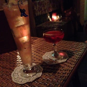 Grandma's Bar - Lynchburg lemonade and blueberry gimlet - Cocktail Bars Near Me - Sydney, NSW Grandma's Bar - Lynchburg lemonade and blueberry gimlet - Cocktail Bars Near Me - Sydney, NSW