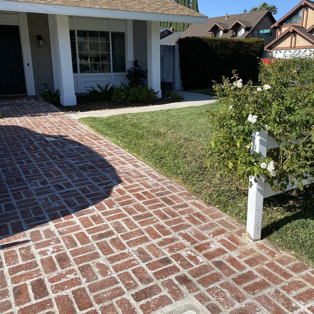Pipe It Right - After the job was done. We removed the bushes in front of the house. - Plumbing Near Me - Ladera Ranch, California Pipe It Right - After the job was done. We removed the bushes in front of the house. - Plumbing Near Me - Ladera Ranch, California