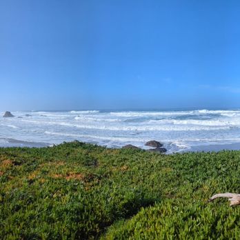Beachcomber Motel - Over view - Hotels Near Me - Fort Bragg, California