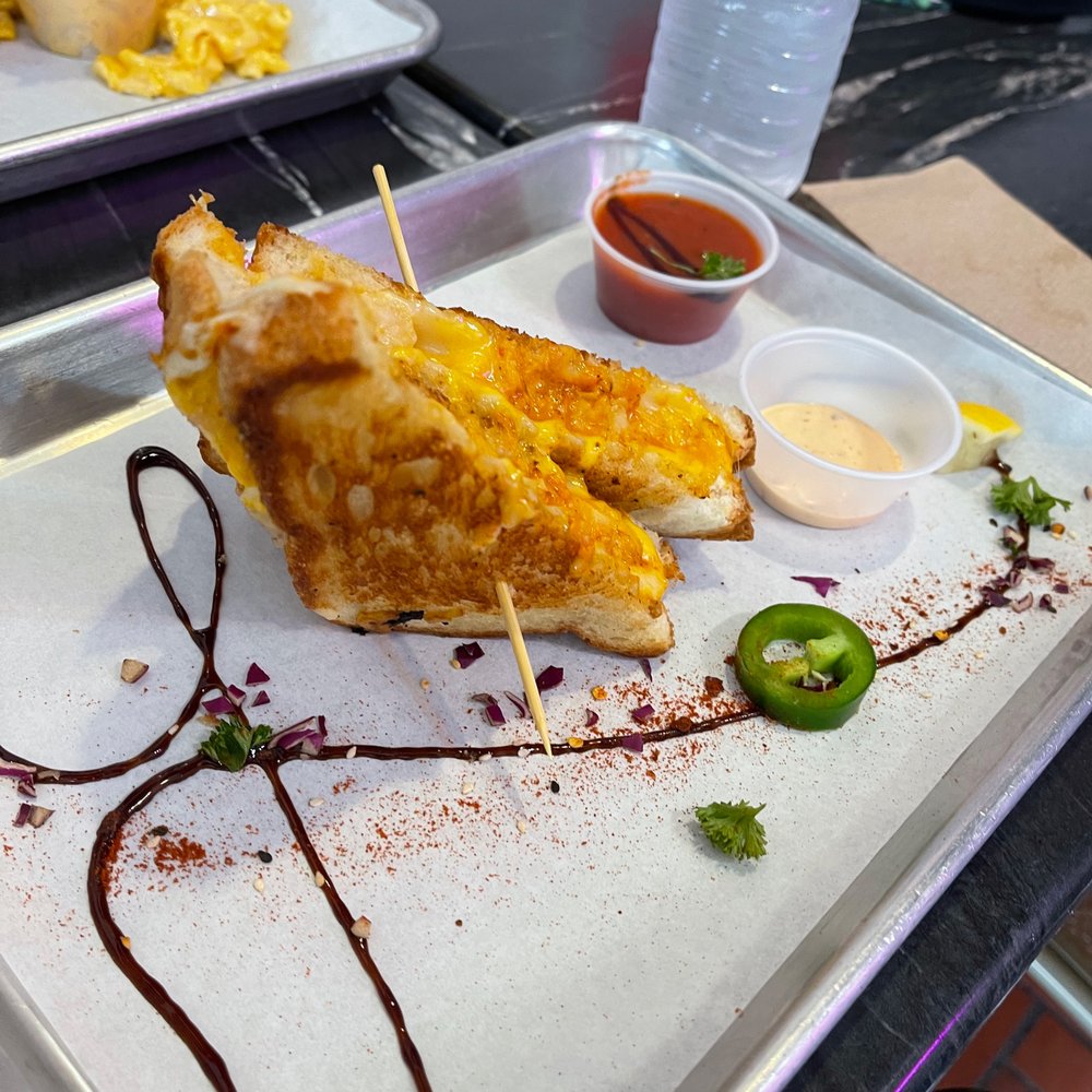Grilled Cheese Gallery - Ice Cream & Frozen Yogurt Near Me - St. Augustine, Florida