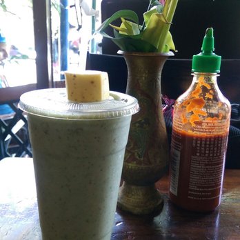 Darna Falafel - Avocado smoothie - Falafel Near Me - Brooklyn, New York