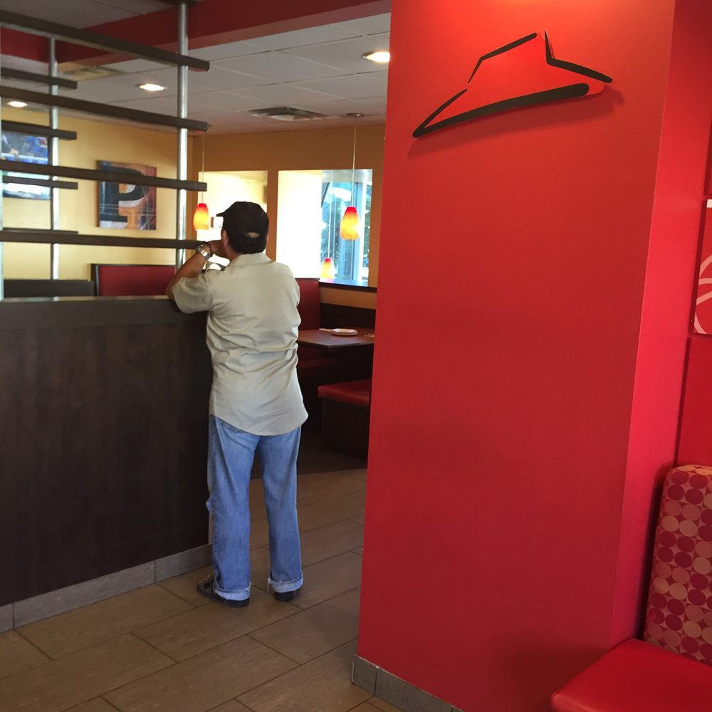 Pizza Hut - Pizza Near Me - Vancouver, British Columbia Pizza Hut - Pizza Near Me - Vancouver, British Columbia